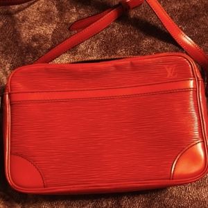 💕LV epi Trocodero 27